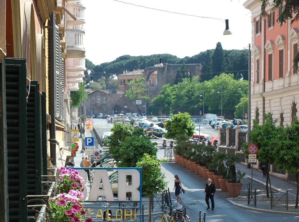 I Fotografi Al Colosseo Roma